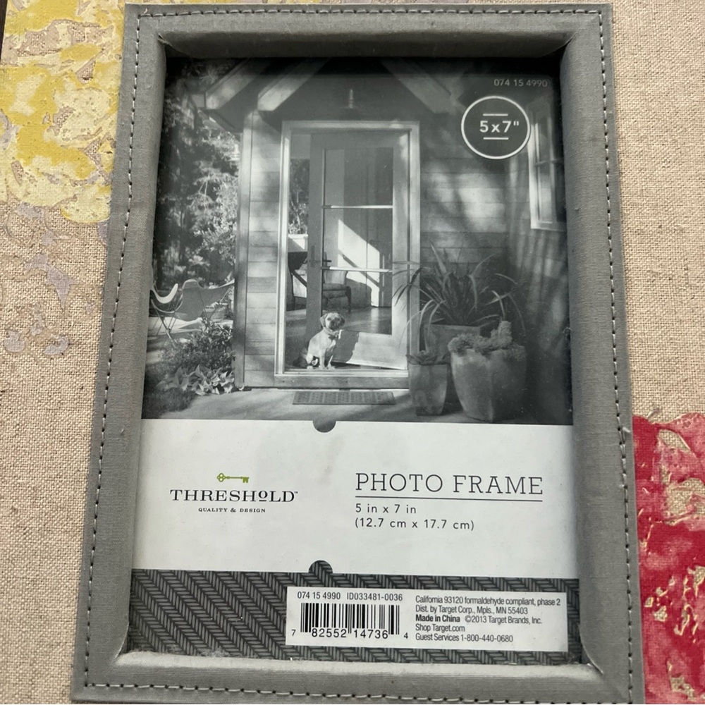 Threshold Multicolor Floral Photo Frame - Picture 3 of 10